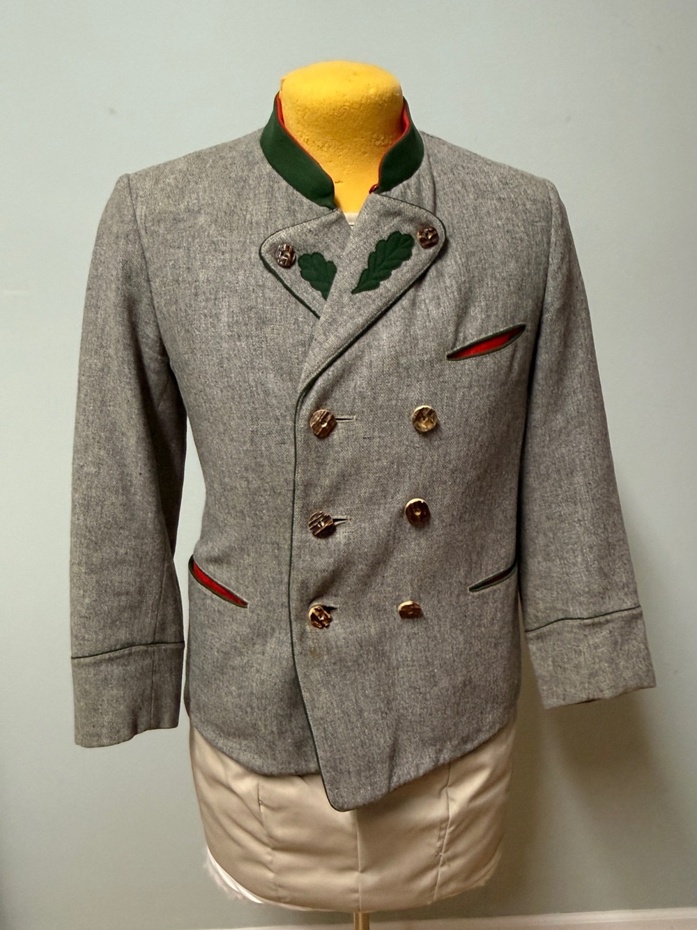Vintage Gray Double-Breasted Blazer with Green Collar and Red Trim